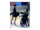 Nhay cha cha cha tren xe lan hinh anh