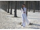 Mai Phuong Thuy dien ao dai giua tuyet lanh hinh anh