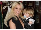 Anh Britney Spears hanh phuc ben con trai hinh anh