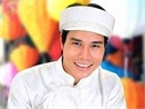 Tien Doan trong mat ong bau hinh anh