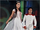 Mai Phuong Thuy duyen dang tren san catwalk hinh anh