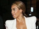 ‘Sao’ ngoai hang tiec tung voi Beyonce hinh anh