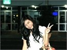 Phong van 'nong' Hoang Thuy Linh tai Ban Me hinh anh