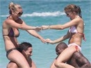 Nasri va Cisse 'du hi' cung vo va ban gai hinh anh