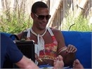 Rio Ferdinand mac ao yem? hinh anh