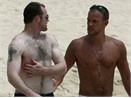 Rooney gap 'anh em sinh doi' tren bien hinh anh