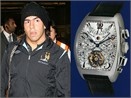 Tevez duoc tang dong ho 5 ty dong hinh anh