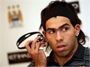 Tevez chan thuong vi tai nan 'lang xet' hinh anh