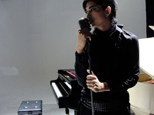 Album cua Tim 'cu' bi dinh chi xuat ban hinh anh