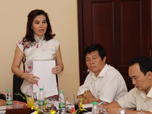 Hoa hau Quy ba ra mat tai Ha Noi hinh anh