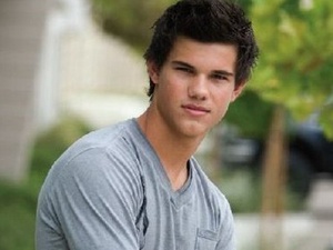 Sao ‘Chang vang' bi fan tut quan doi ky ten hinh anh