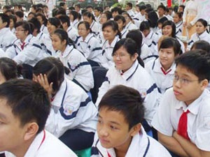 Ha Noi niem yet cac khoan thu dau nam hoc hinh anh