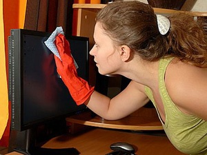 Luu y khi ve sinh LCD va laptop hinh anh