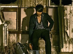 Song Seung Hun lam mau cho Louis Vuitton hinh anh