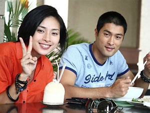 Ngo Thanh Van ruc ro ben Tri Nguyen hinh anh