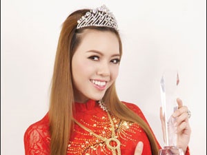 Hoang Diep: 'Toi bi xuc pham, du mang vinh du cho dat nuoc' hinh anh