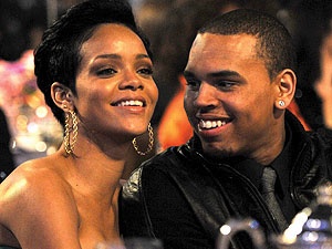 Chris Brown van con rat yeu Rihanna hinh anh