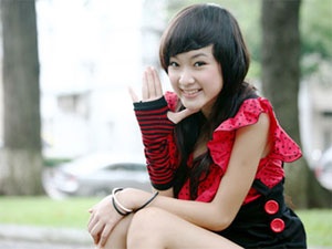 Nu sinh 14 tuoi uoc mo lam hoa hau hinh anh