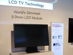 TV LCD mong nhat the gioi hinh anh