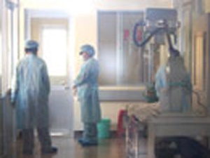 Ca thu ba tu vong vi cum H1N1 hinh anh