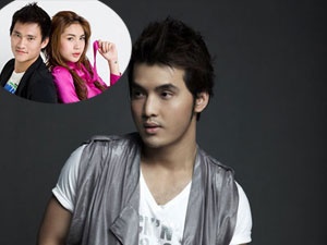 Ung Hoang Phuc mung cho Thuy Tien hinh anh