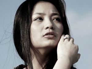 Dieu Huong khong bat ngo khi truot vai Tran Thi Dung hinh anh