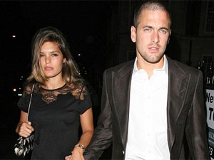 Joe Cole sap lam cha hinh anh
