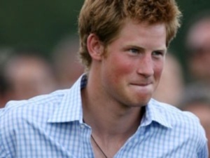 Hoang tu Anh thanh trieu phu hinh anh