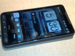 Smartphone moi cua HTC lo dien hinh anh