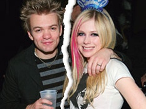 Avril Lavigne duoi chong khoi nha hinh anh