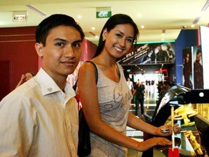 Mai Phuong Thuy 'hen ho' voi thac si cong nghe thong tin hinh anh