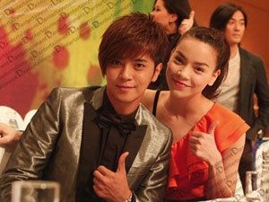 Ho Ngoc Ha tao dang ben cac my nam chau A hinh anh