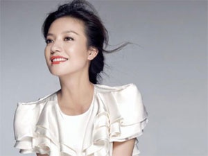 Trieu Vy 'va mieng' hinh anh