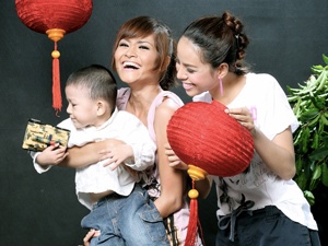 Mac dep trong mua trang hinh anh