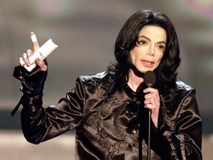 Dem nhac tuong nho Michael Jackson hinh anh
