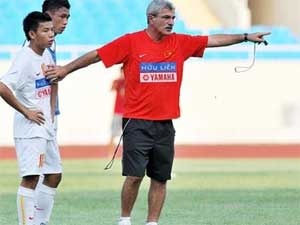 Calisto va VFF van chua tim duoc tieng noi chung? hinh anh