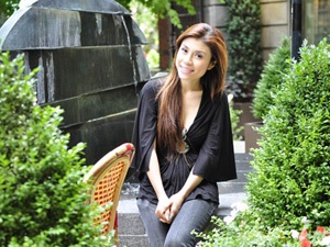 Uyen Trang xinh tuoi o My hinh anh