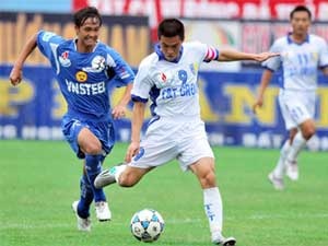 Cong Vinh duoc ra san suot 90 phut hinh anh