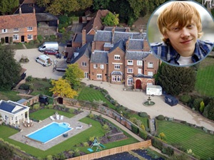 Sao ‘Harry Potter’ tau nha gan 15 trieu do hinh anh