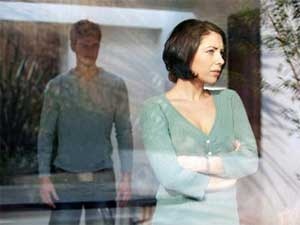 Hanh phuc nhung van muon phan boi chong hinh anh