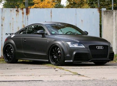 Audi TT-RS an tuong trong bo canh 'do' hinh anh