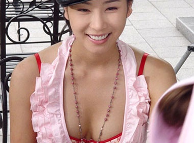 6 kieu nu co nguc dep nhat xu Han hinh anh