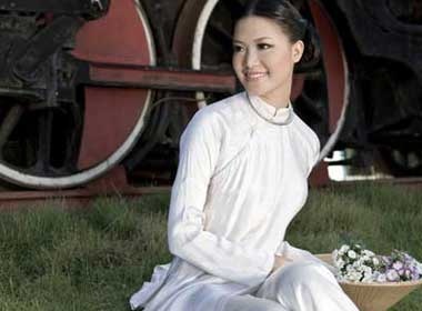 Hoa hau Thuy Dung goi nho 'mot thoi xa vang' hinh anh