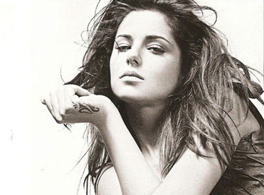 Cheryl Cole quyen ru tren Elle hinh anh