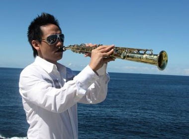 Duy Manh thoi 'hau an choi' hinh anh