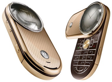 'De' quy toc Motorola Aura dinh them kim cuong hinh anh