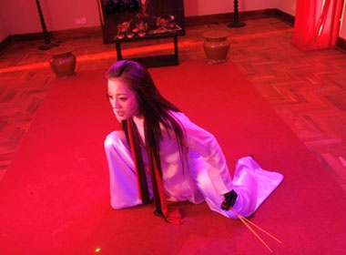 Anh kinh di trong phim 'Khi yeu dung quay dau lai' hinh anh