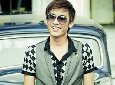 Chi Thien mong cho nu hon dau tien hinh anh