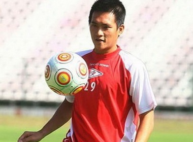 Cong Vinh ra san trong tran thua cua Leixoes hinh anh