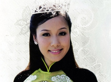 Ngo Phuong Lan nhan loi lam MC Mrs World hinh anh